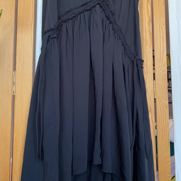 NWOT H&M black ruffle dress - Picture 7 of 9